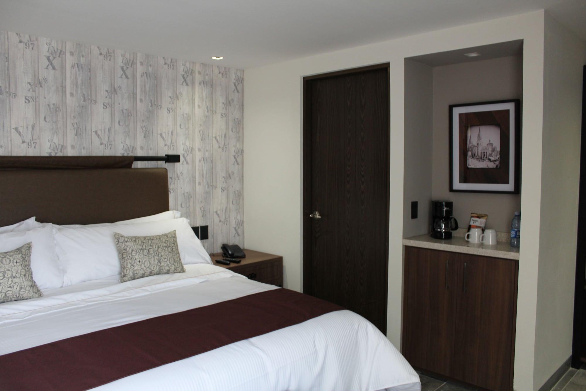 Hotel Ronda Minerva غوادالاجارا المظهر الخارجي الصورة