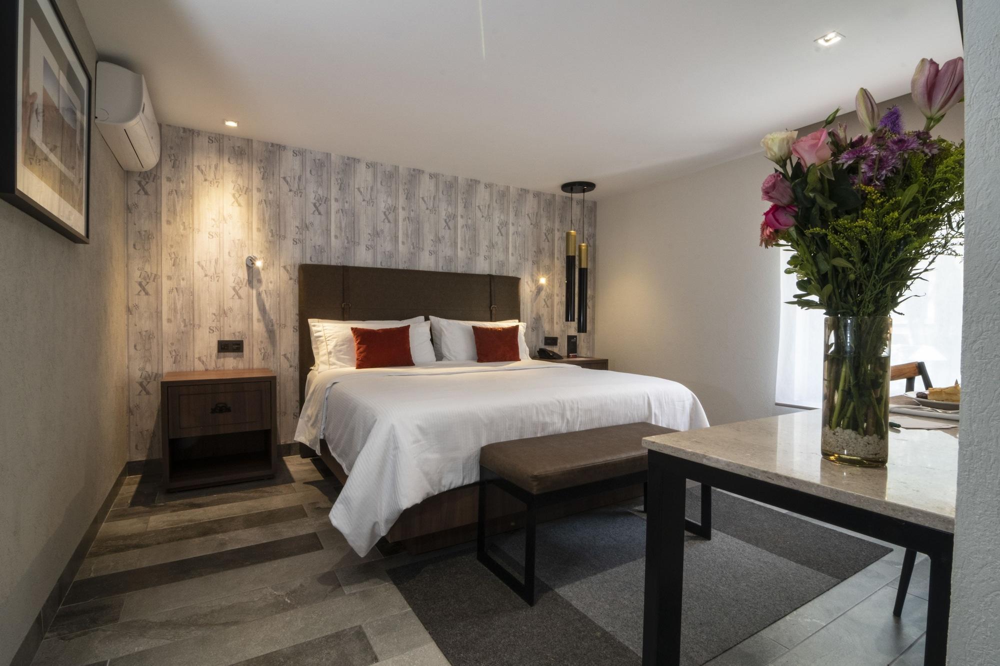 Hotel Ronda Minerva غوادالاجارا المظهر الخارجي الصورة